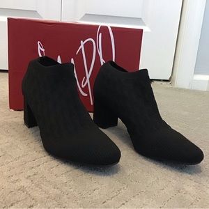 New in box Impo black memory foam style Nettie size9M ankle boots